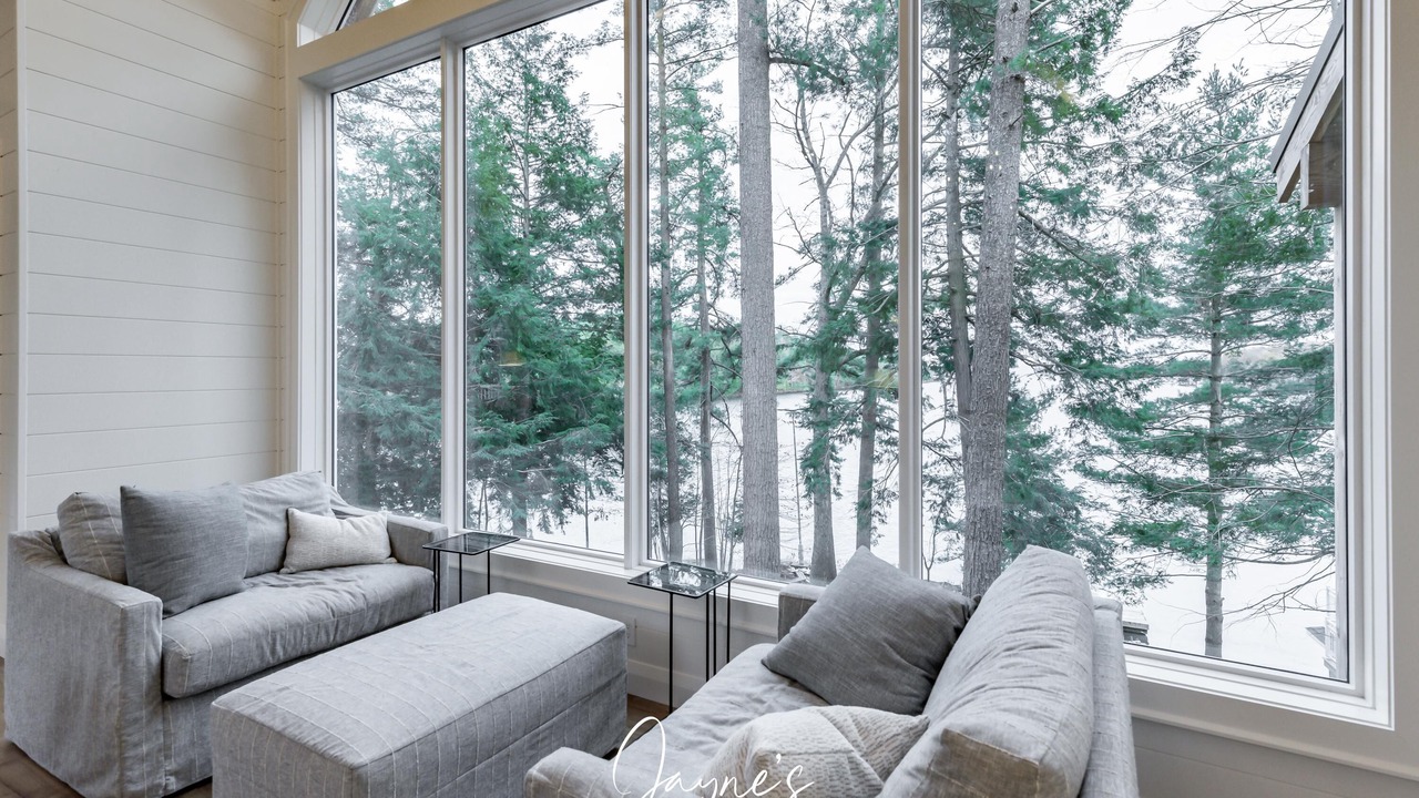 Photo of Bedroom in Muskoka Lakes