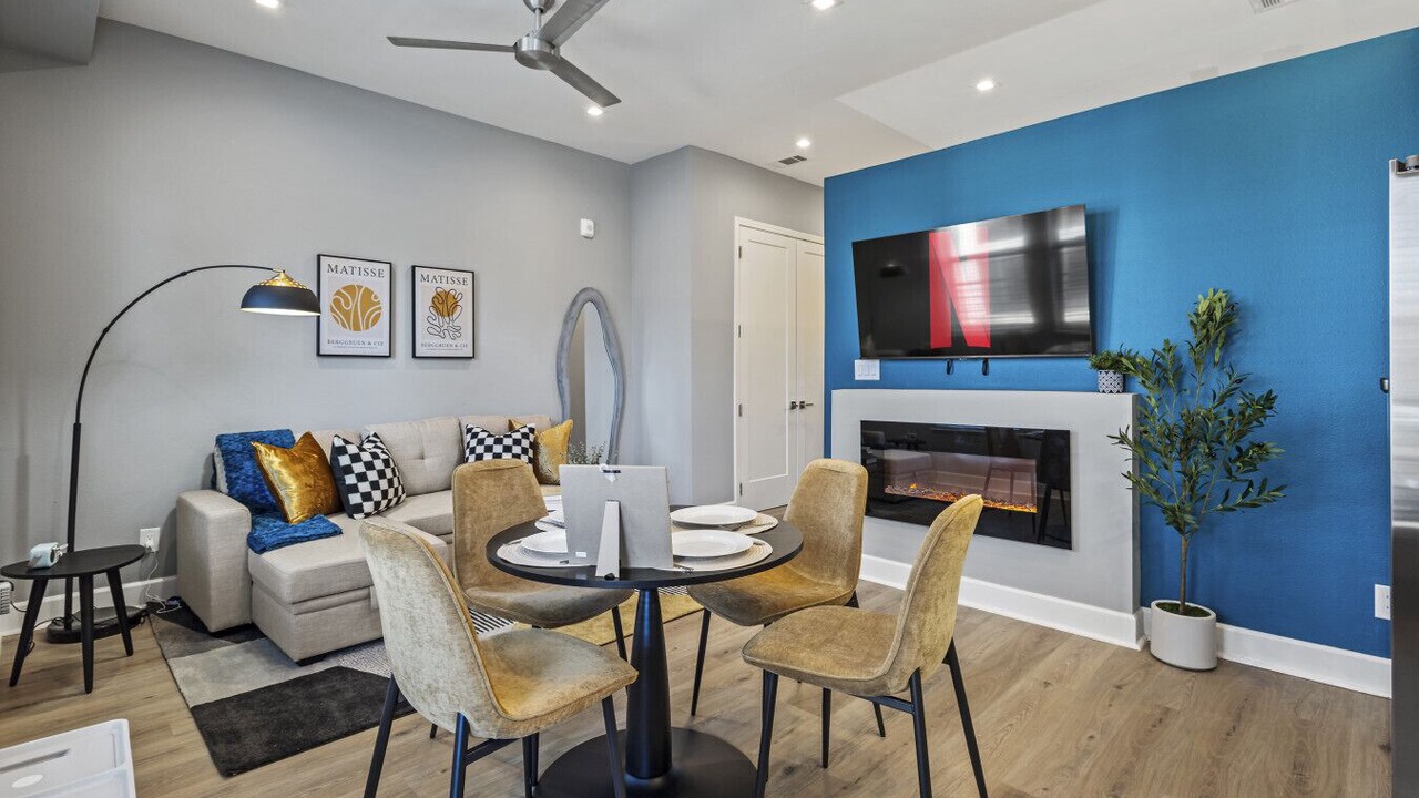 Photo of Livingroom in Cedars