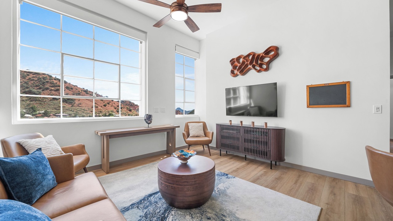 Photo of Livingroom in Bisbee