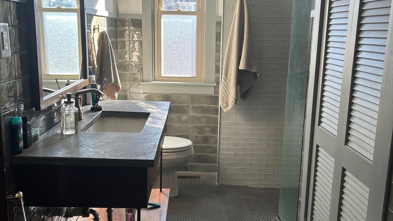 Photo of Bathroom in Olde Towne East