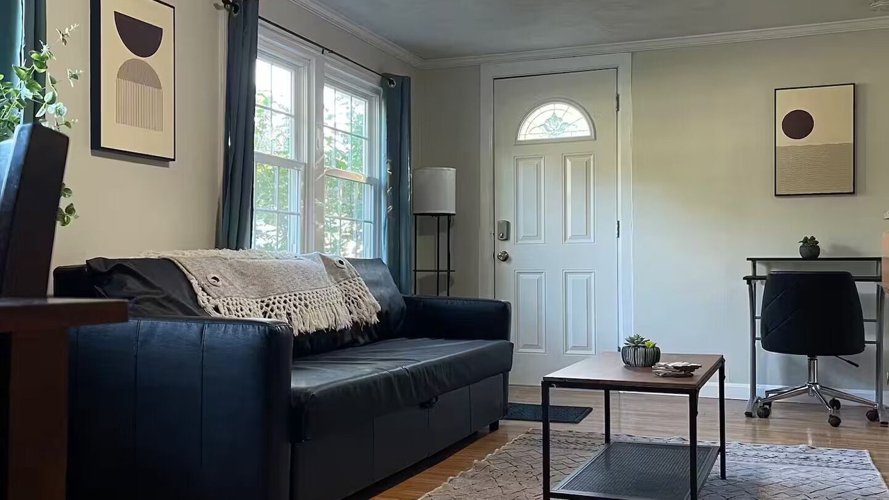 Photo of Livingroom in Framingham