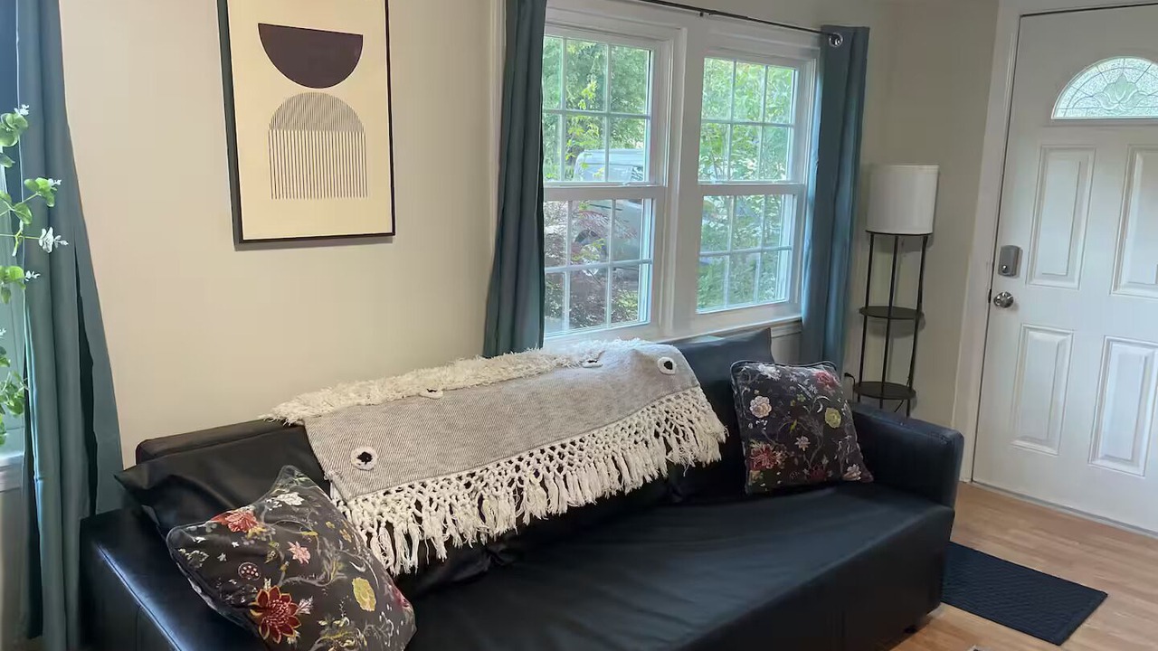 Photo of Livingroom in Framingham