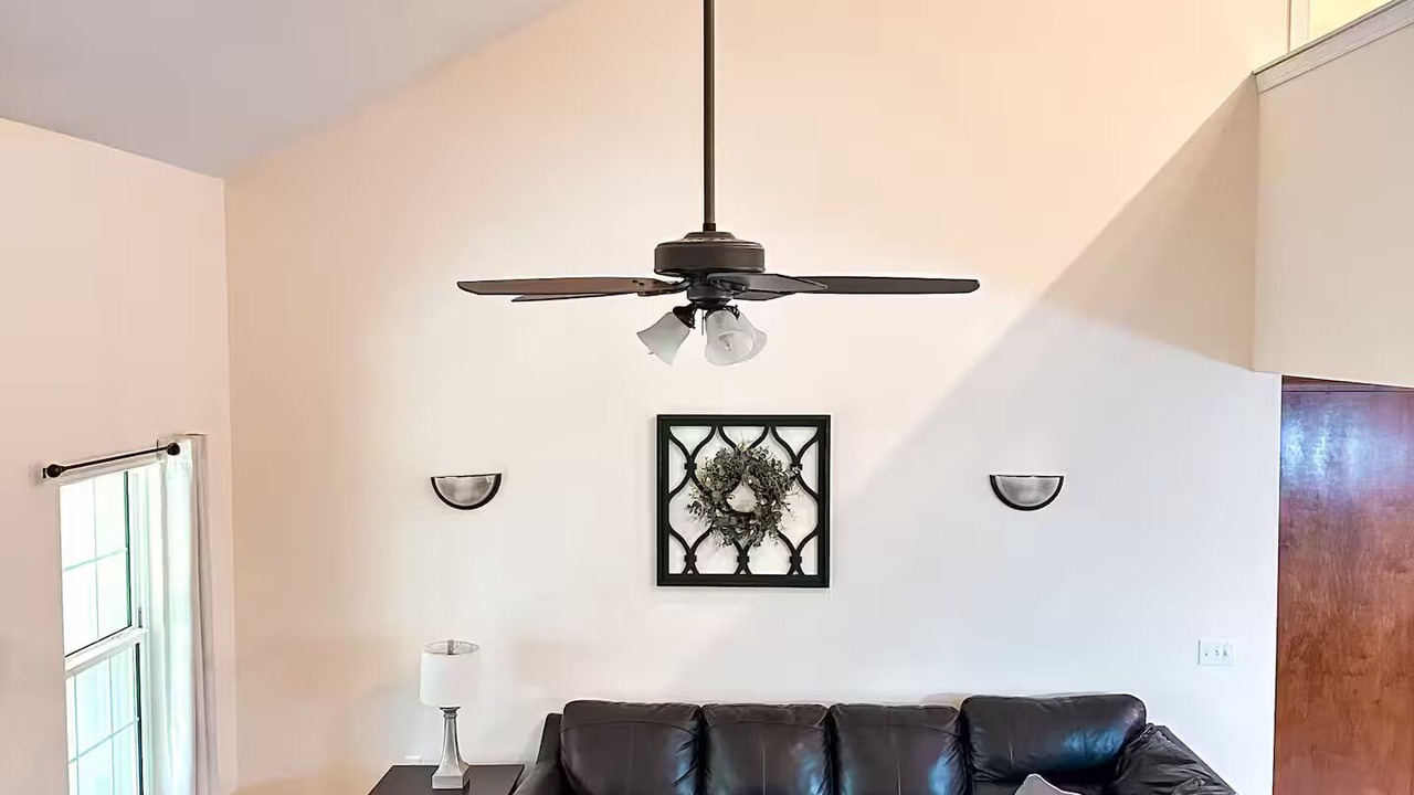 Photo of Livingroom in Northwest Pensacola