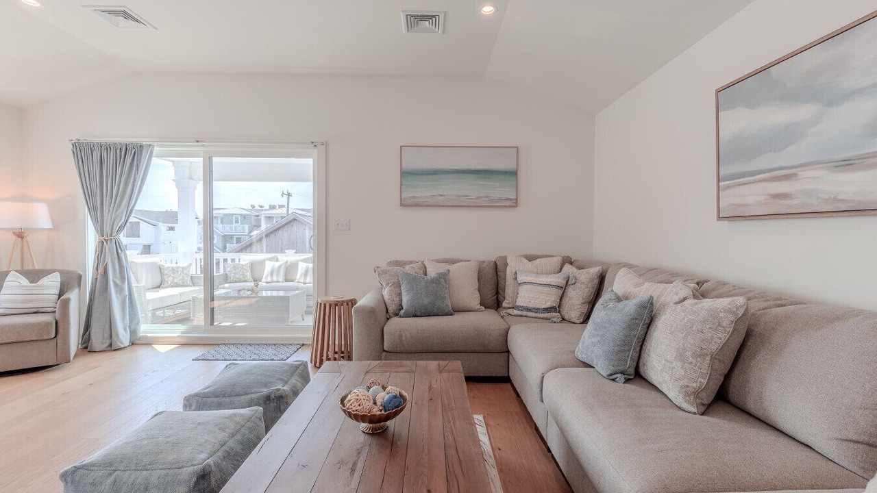 Photo of Livingroom in Cape May