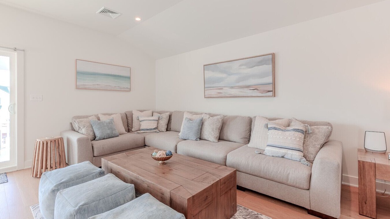 Photo of Livingroom in Cape May