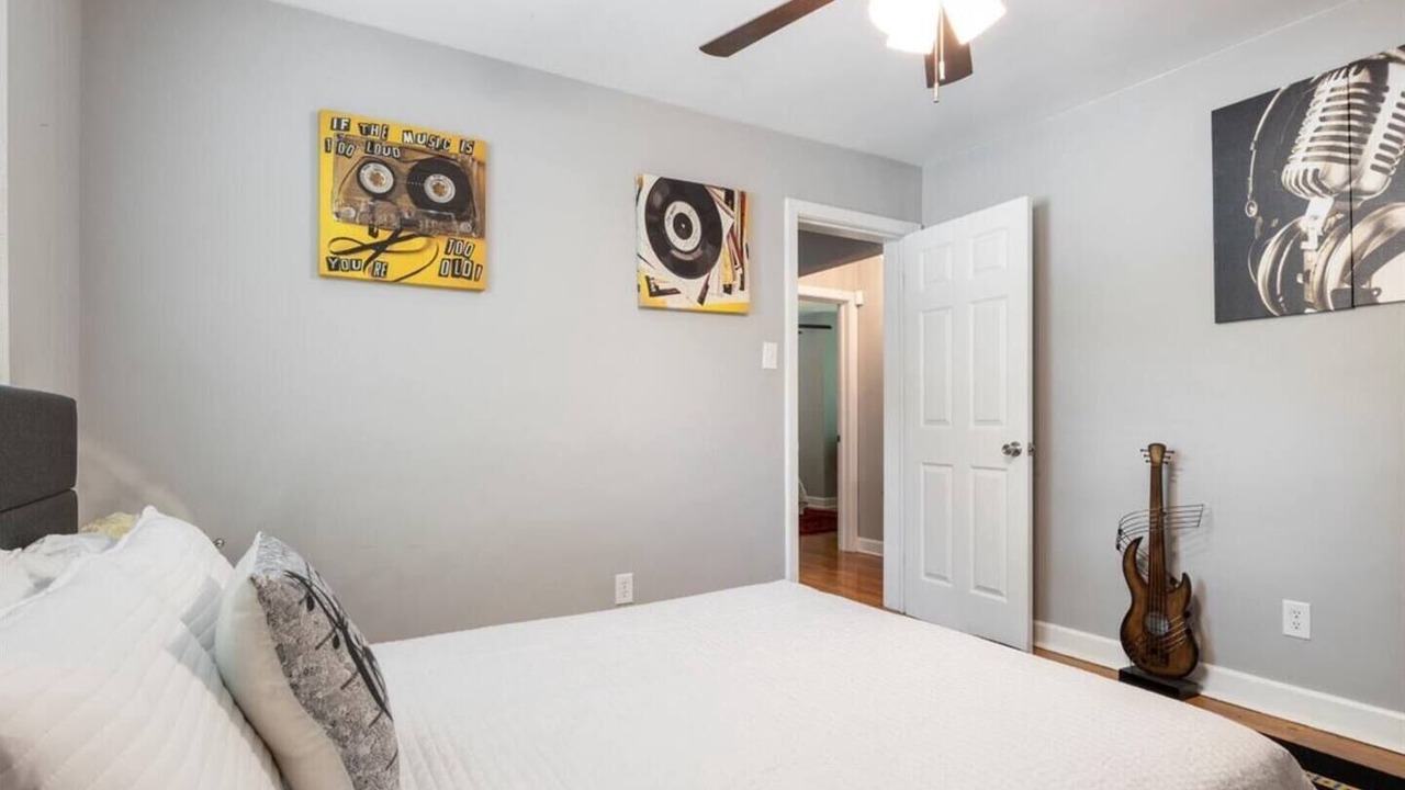Photo of Bedroom in Woodland Heights