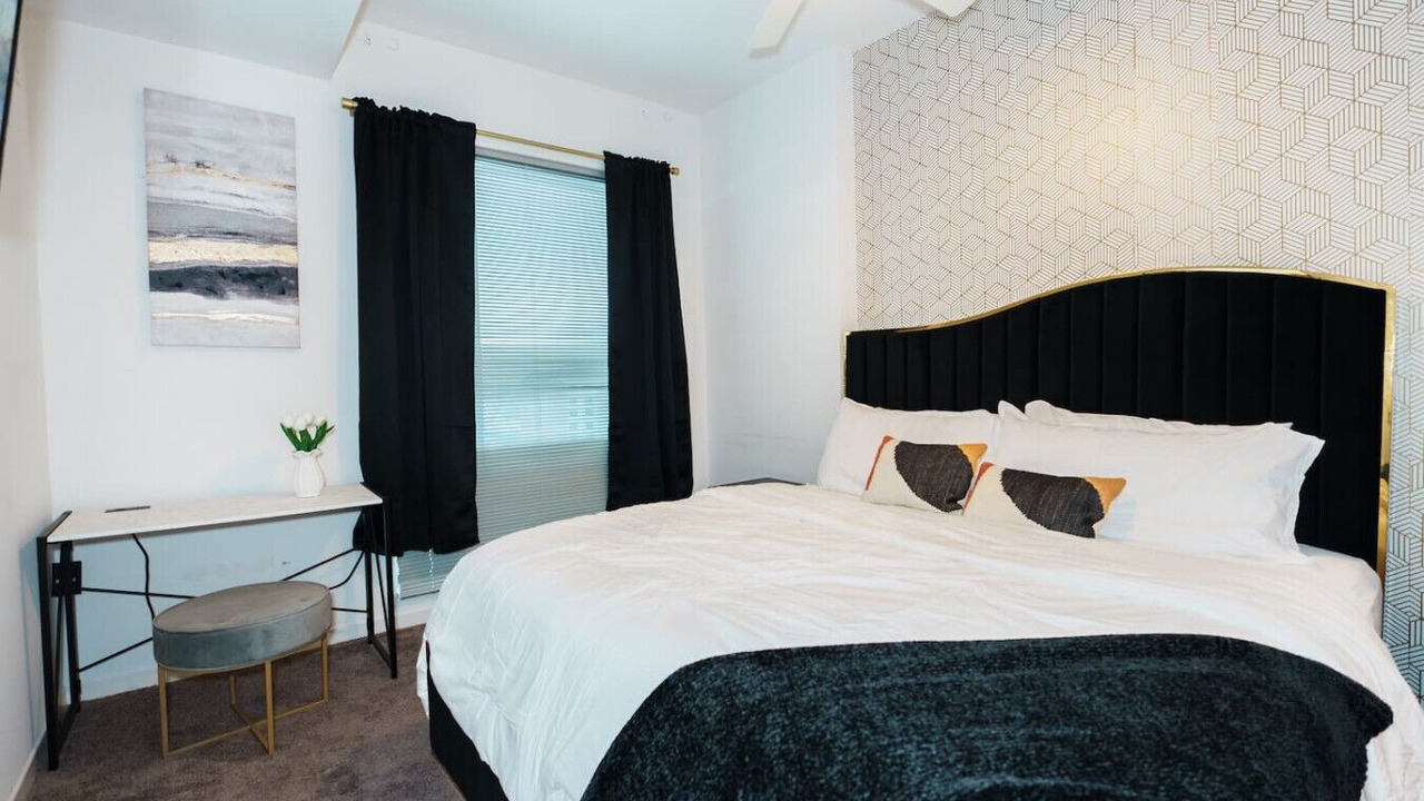 Photo of Bedroom in Downtown Tampa