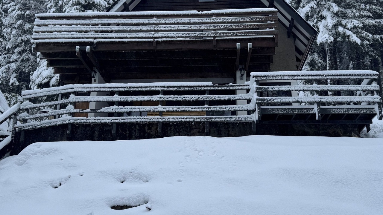Photo of Outdoor in Campan