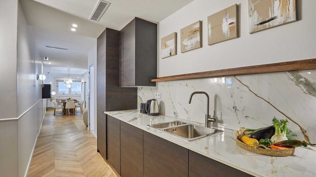 Photo of Others in Montparnasse