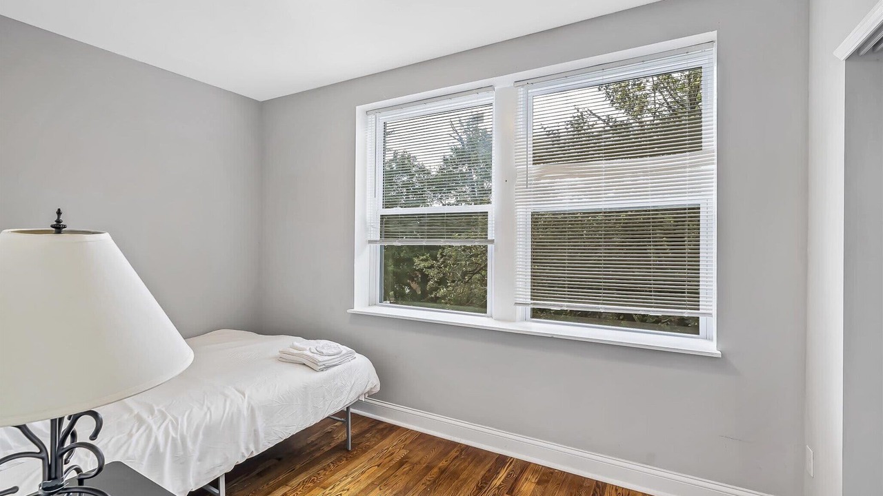 Photo of Bedroom in Tower Grove South