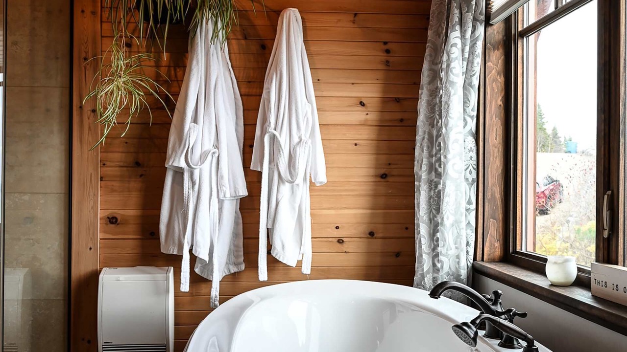 Photo of Bathroom in Saint-Joseph-de-la-Rive