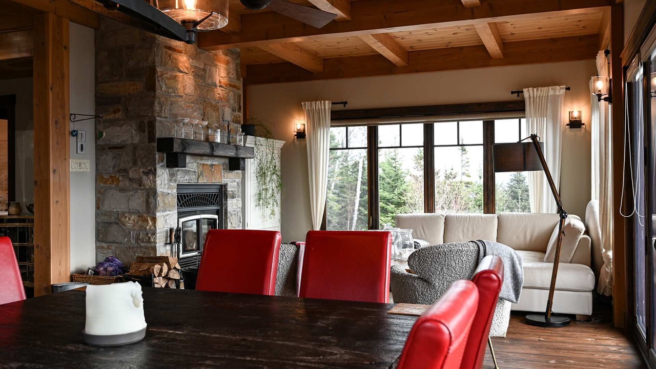 Photo of Livingroom in Saint-Joseph-de-la-Rive