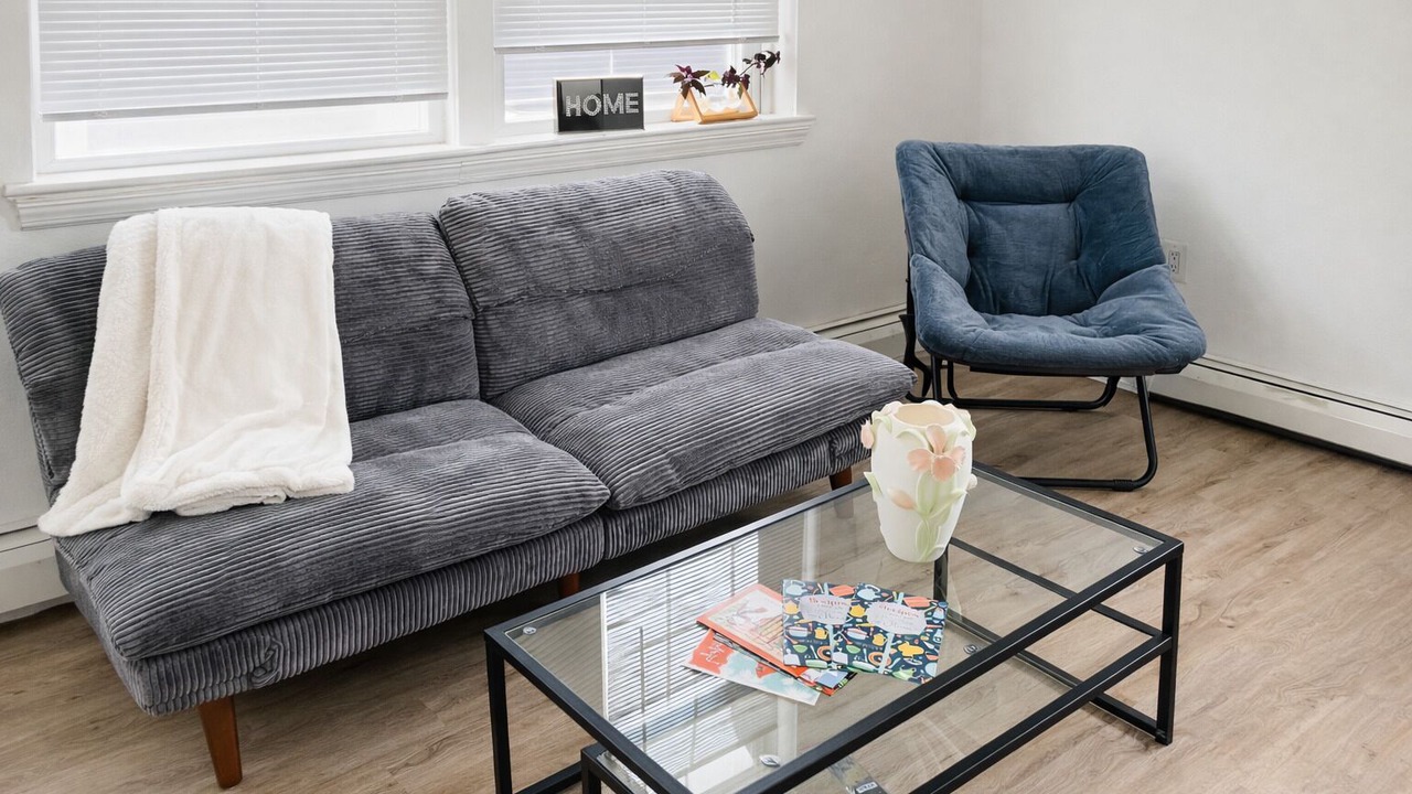 Photo of Livingroom in Cheltenham