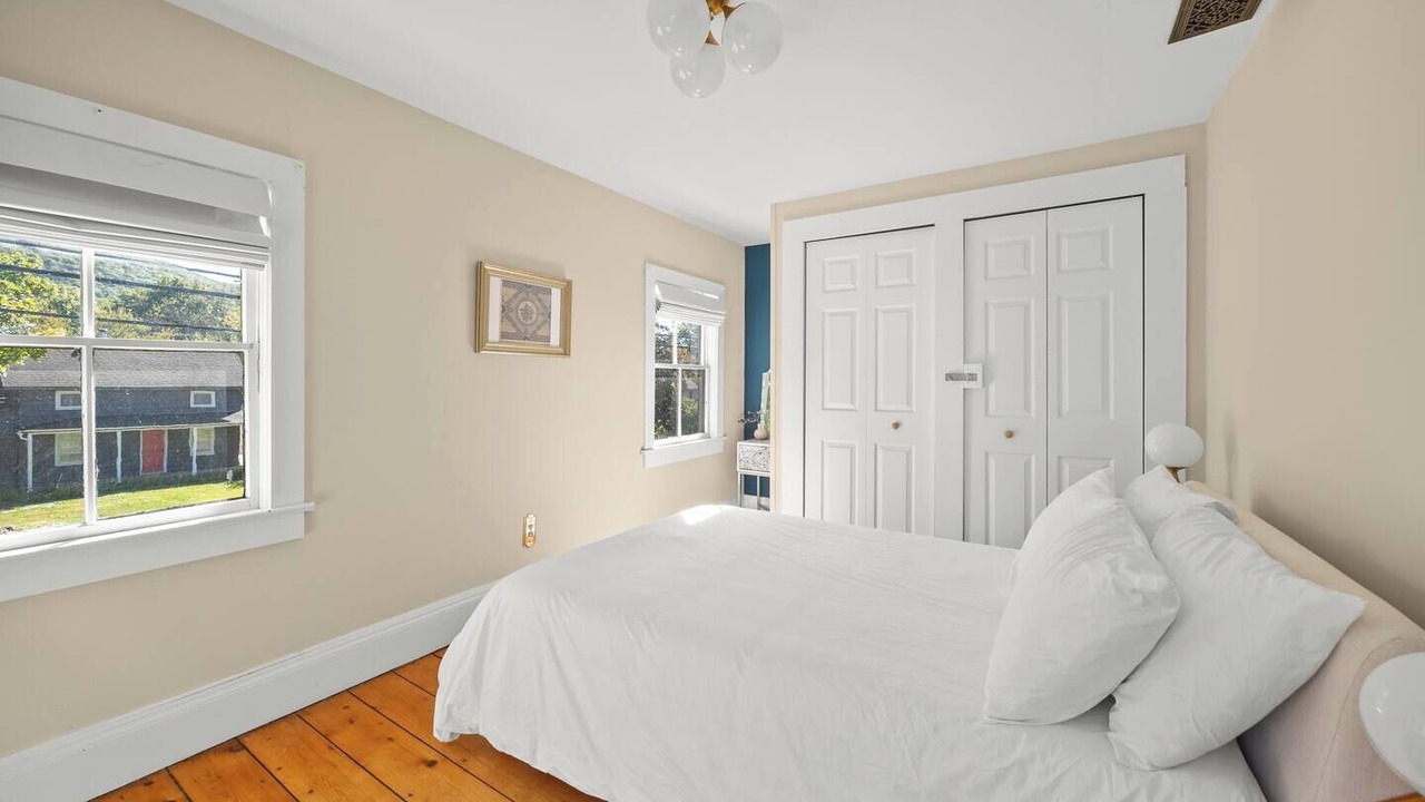 Photo of Bedroom in Copake Falls