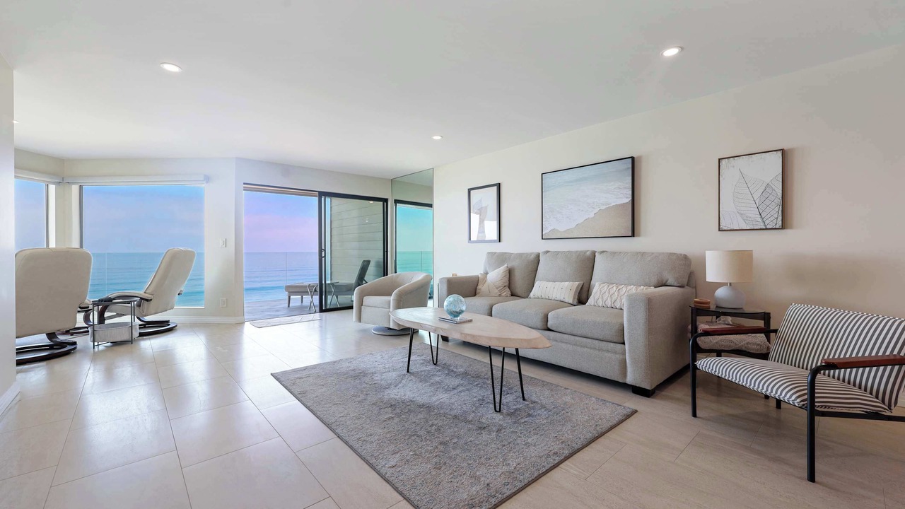 Photo of Livingroom in Solana Beach