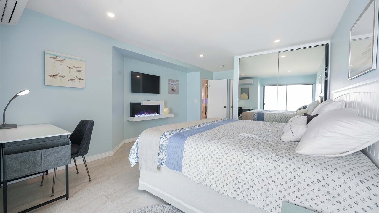 Photo of Bedroom in Solana Beach