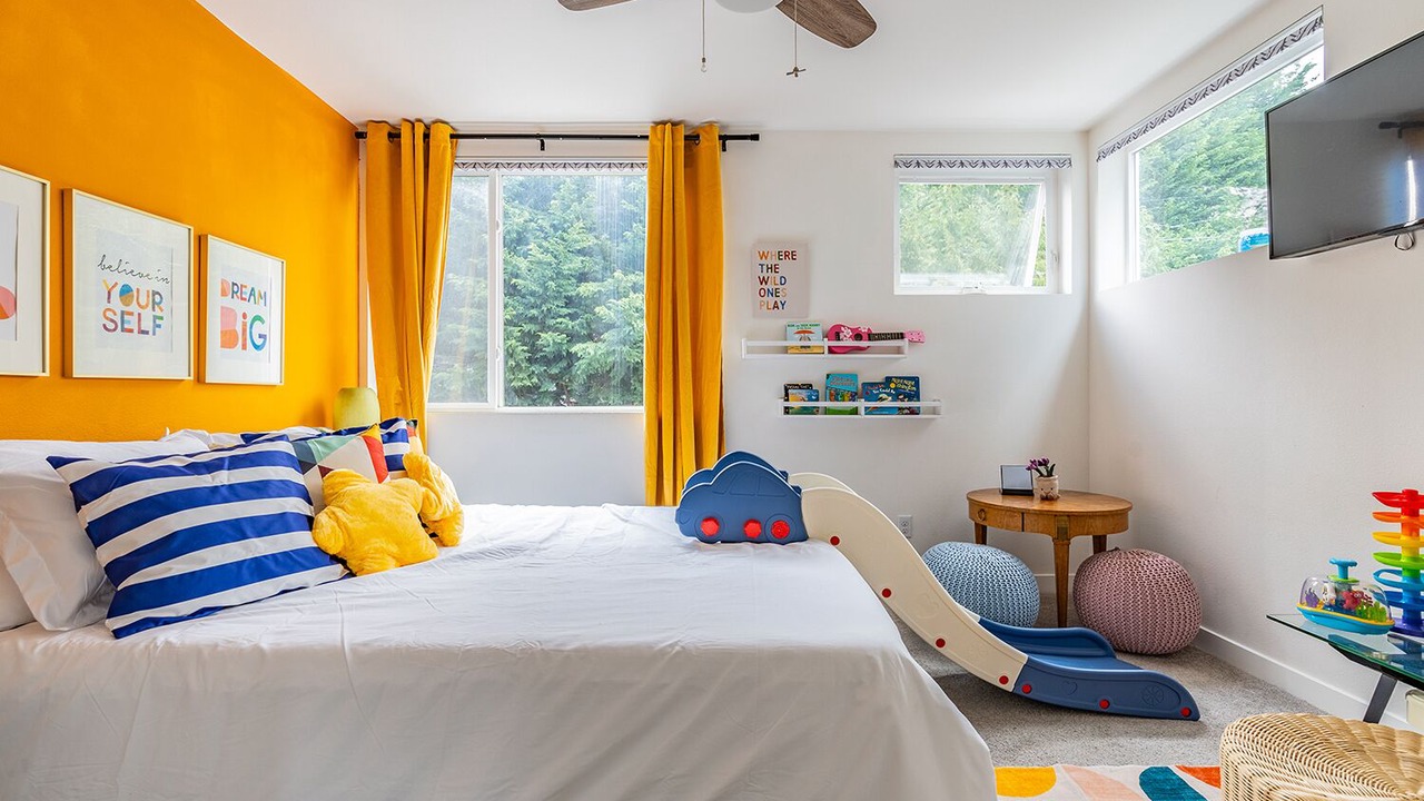 Photo of Bedroom in Fairmount Park