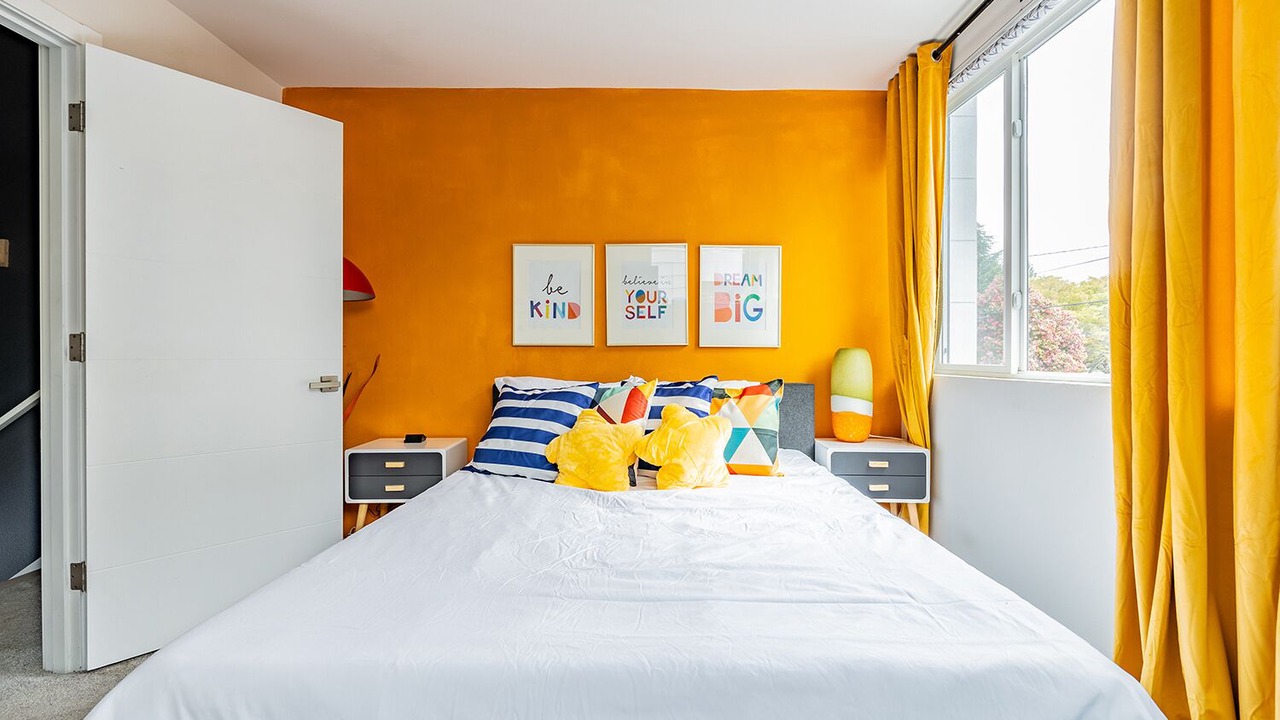 Photo of Bedroom in Fairmount Park