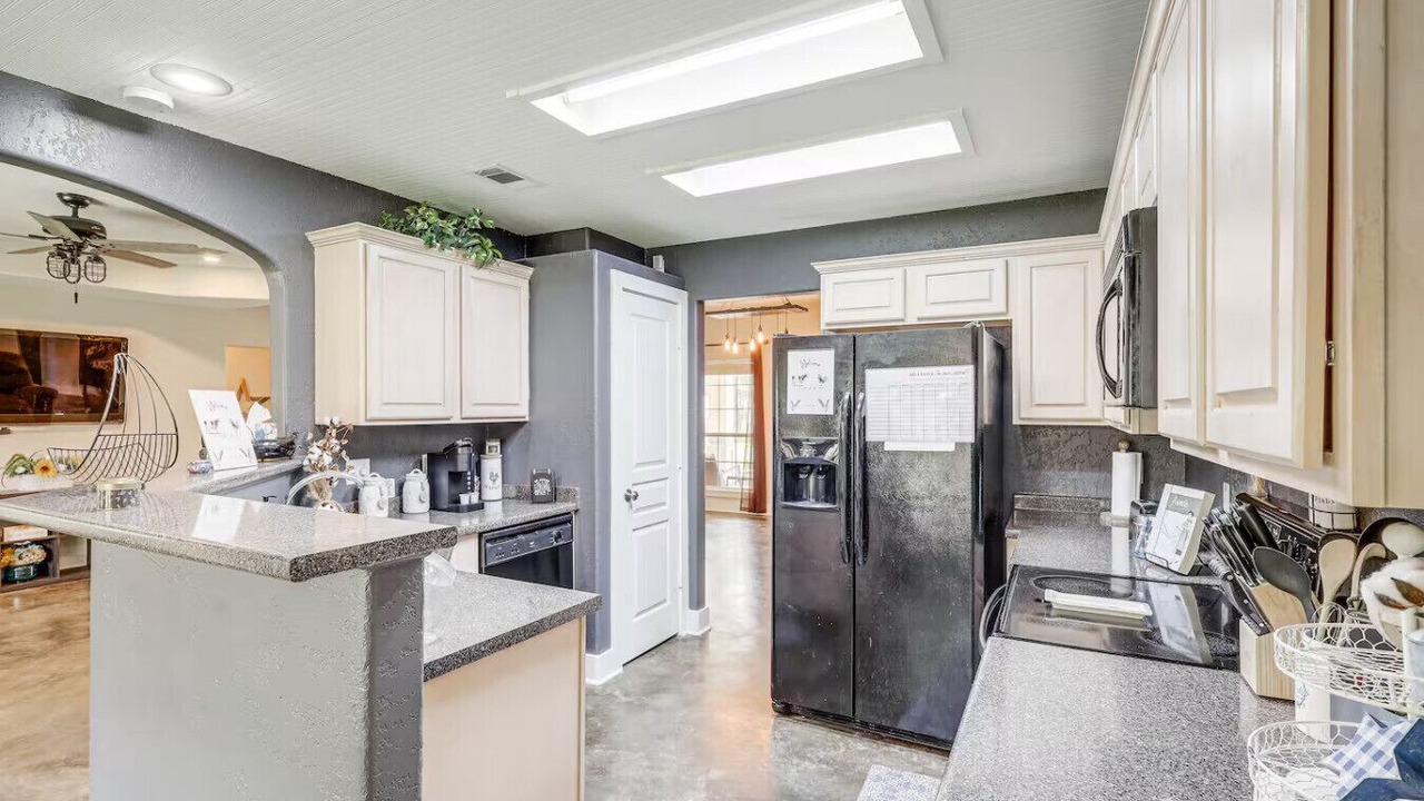 Photo of Kitchen in Morgans Point Resort