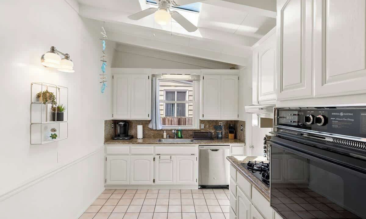 Photo of Kitchen in East San Mateo