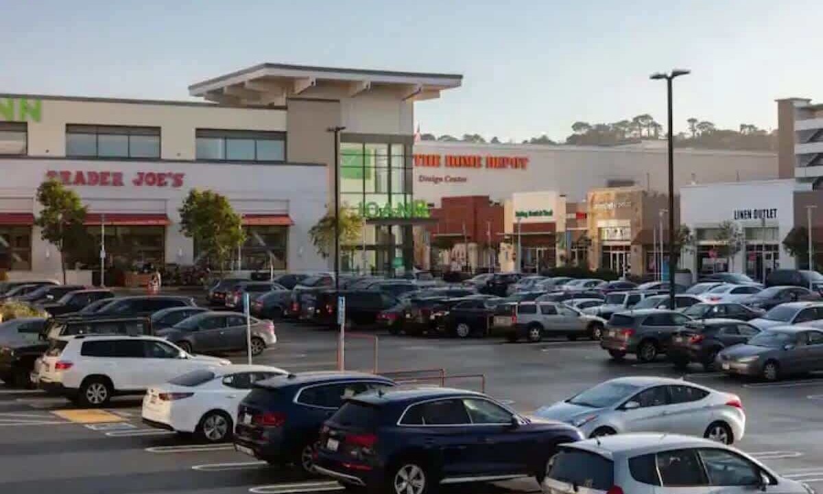 Photo of Others in Broadmoor