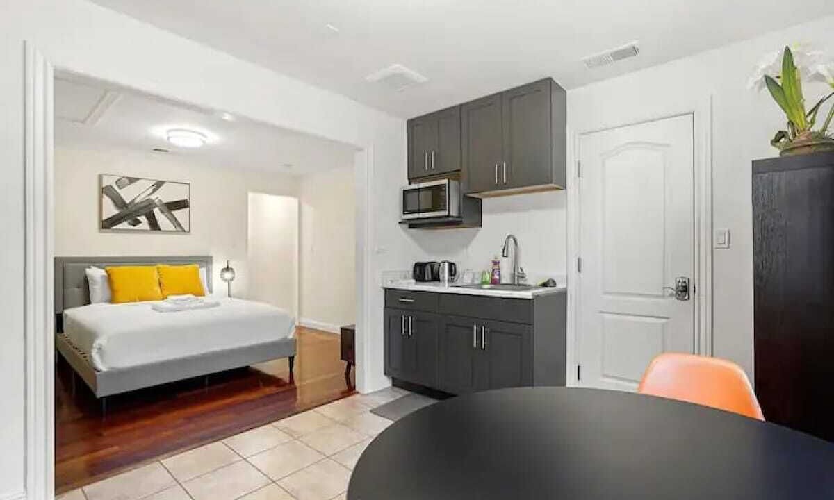 Photo of Bedroom in Broadmoor