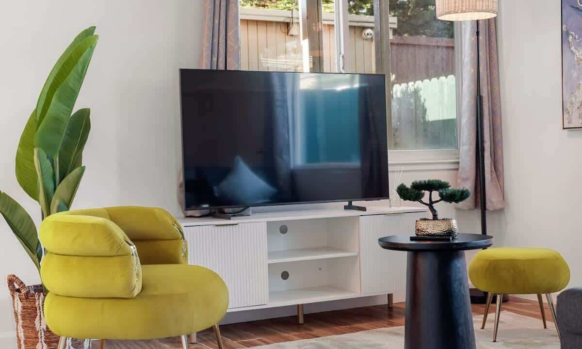 Photo of Livingroom in Pacifica