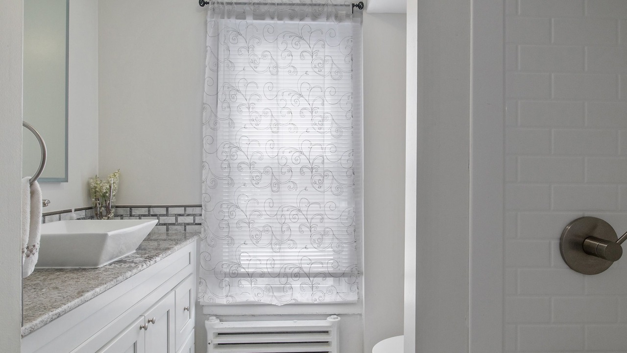 Photo of Bathroom in Auburn