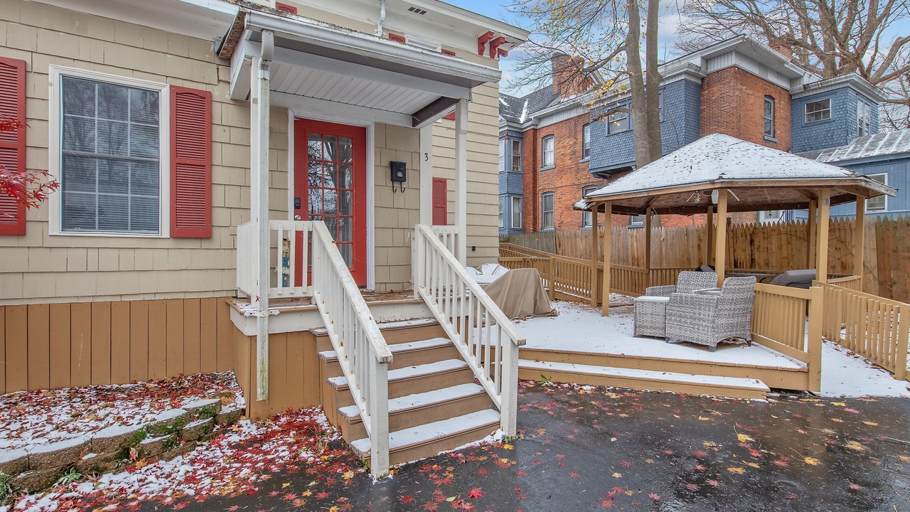 Photo of Patio Balcony in Auburn