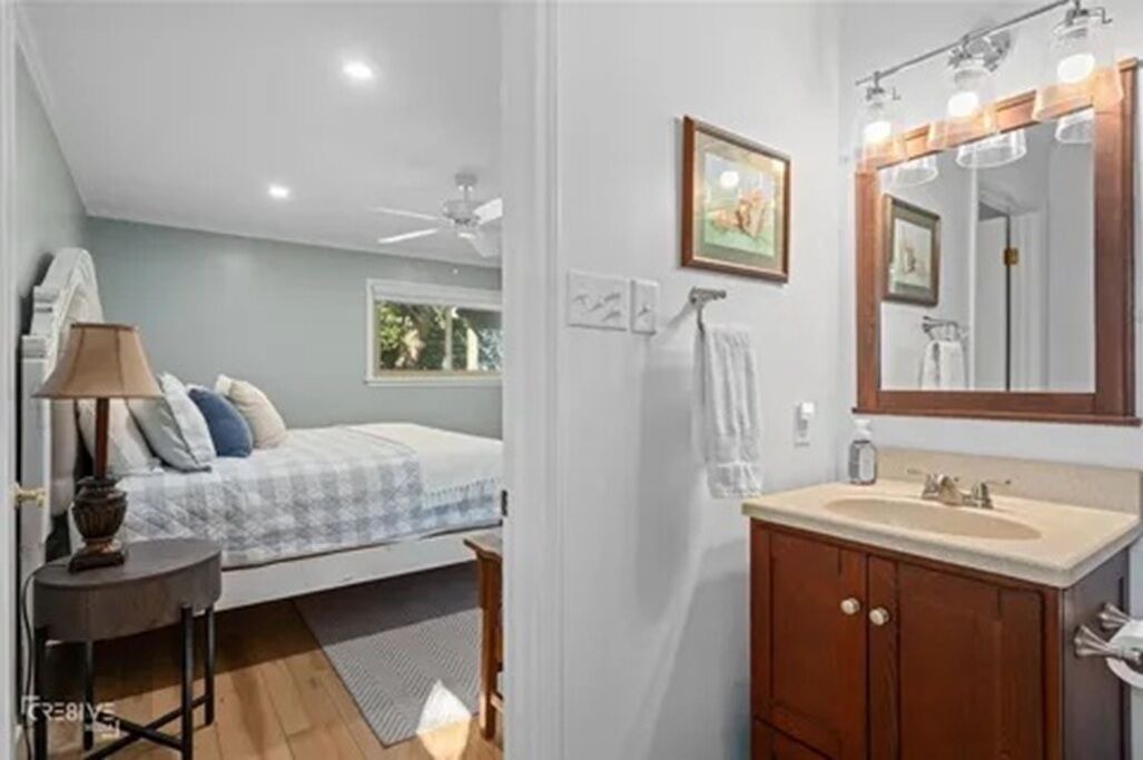 Photo of Bedroom in Homer