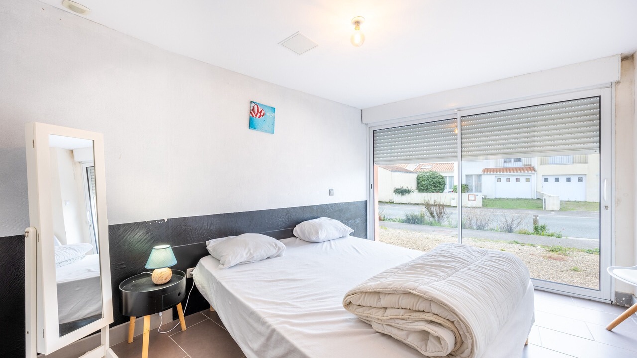 Photo of Bedroom in Brem Sur Mer