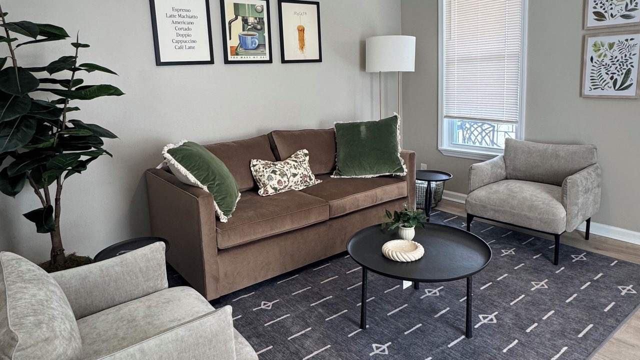 Photo of Livingroom in The Hill
