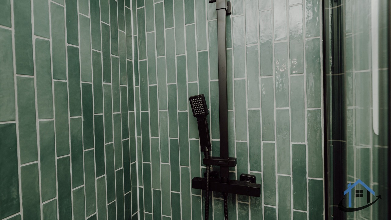 Photo of Bathroom in Desborough