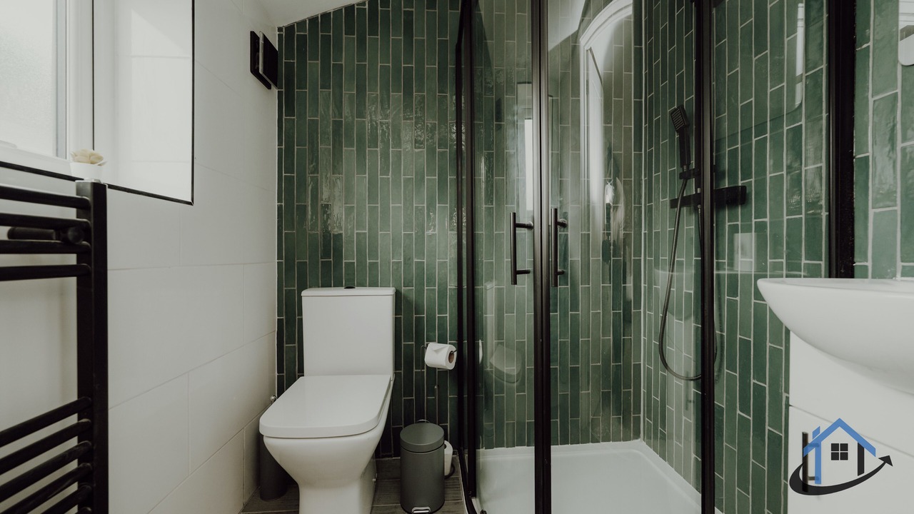 Photo of Bathroom in Desborough