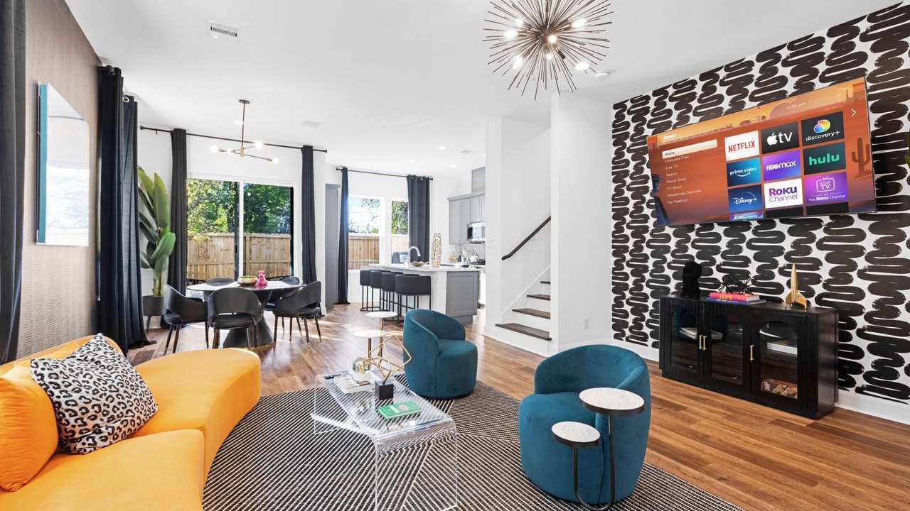 Photo of Livingroom in Northside