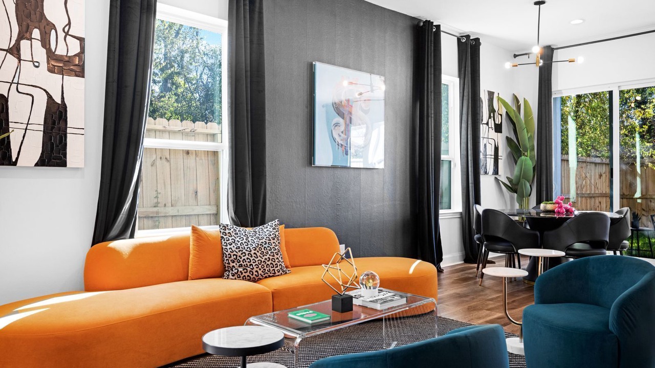 Photo of Livingroom in Northside