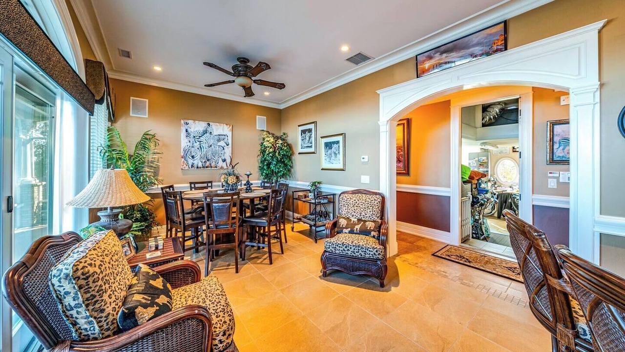 Photo of Others in Riviera