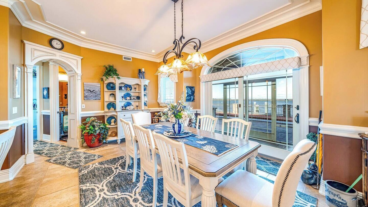 Photo of Others in Riviera