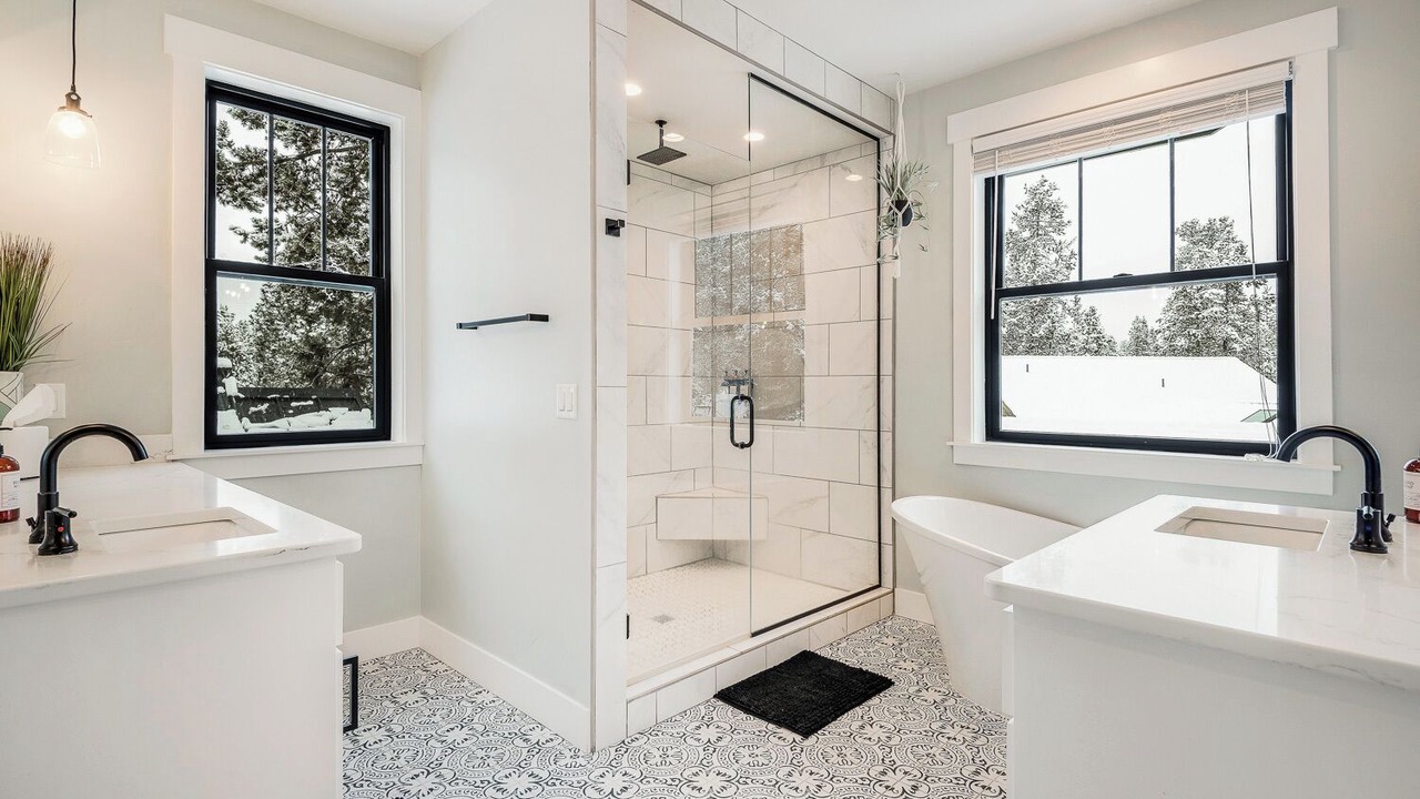 Photo of Bathroom in Deer Park