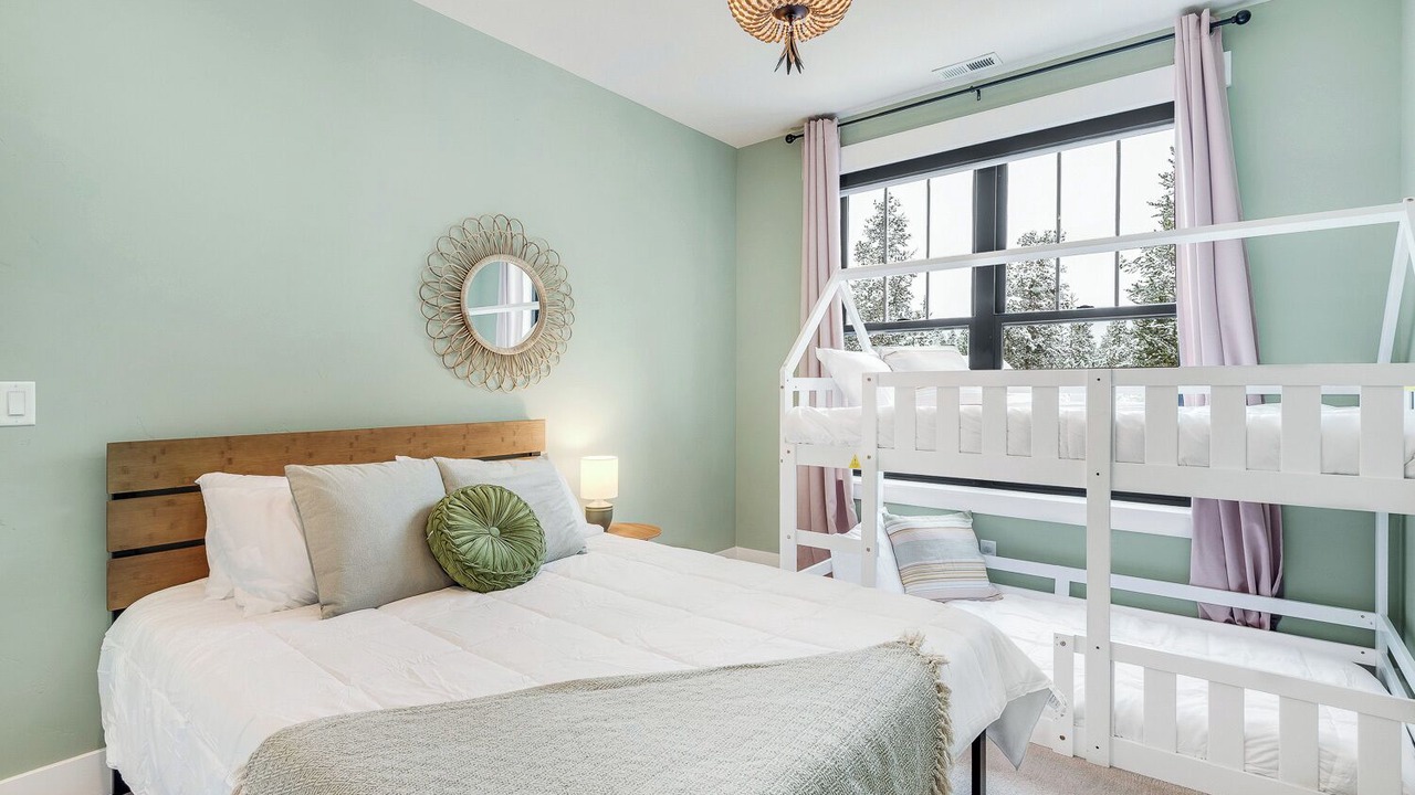 Photo of Bedroom in Deer Park