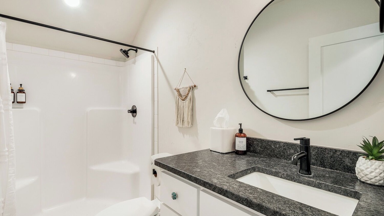 Photo of Bathroom in Deer Park