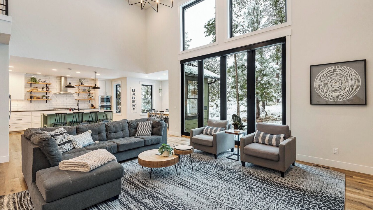 Photo of Livingroom in Deer Park