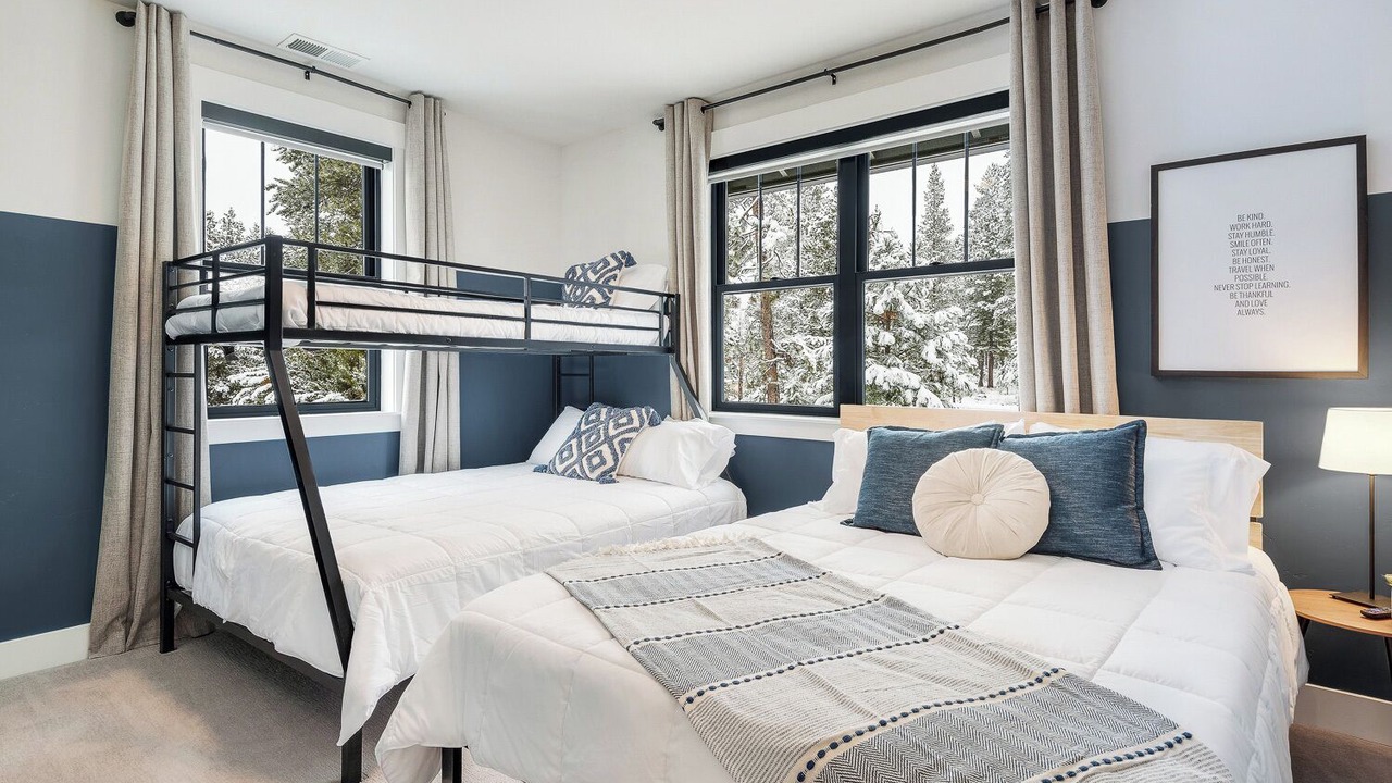 Photo of Bedroom in Deer Park