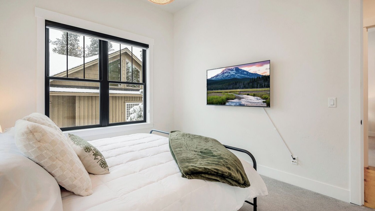 Photo of Bedroom in Deer Park