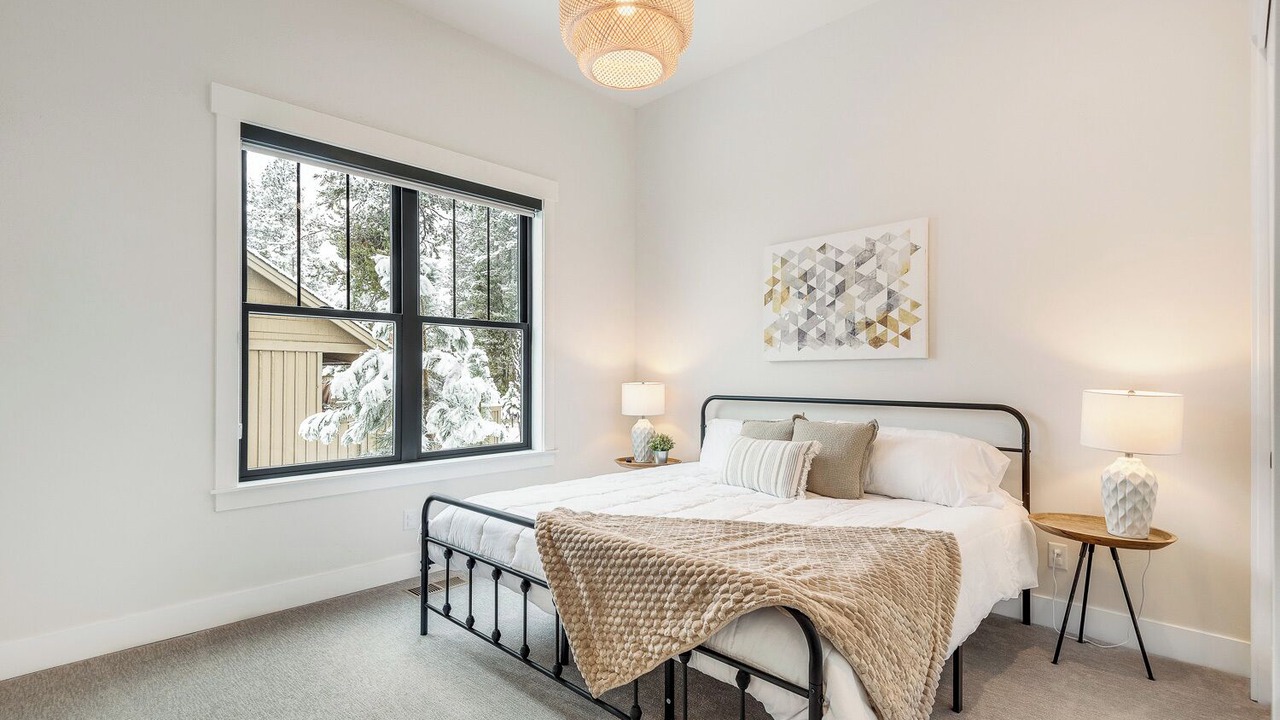 Photo of Bedroom in Deer Park