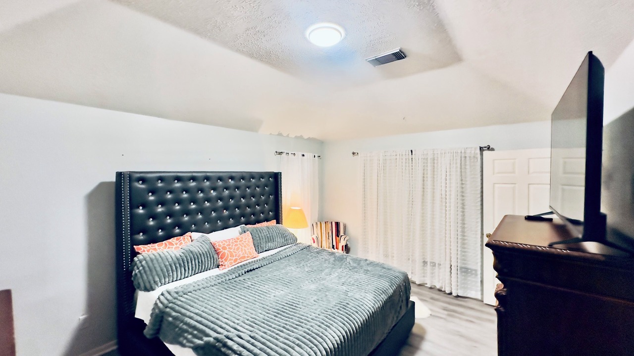 Photo of Bedroom in Clodine