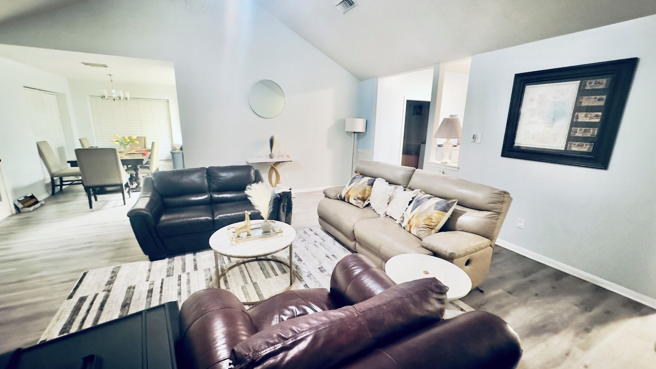 Photo of Livingroom in Clodine