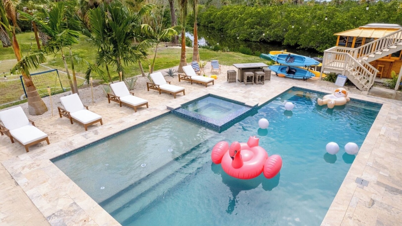 Photo of Outdoor in Tampa