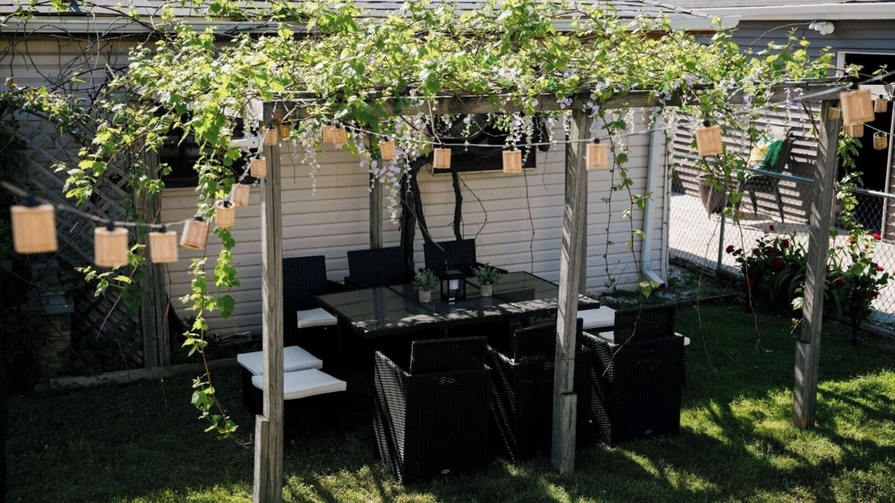 Photo of Outdoor in Belmont Cragin