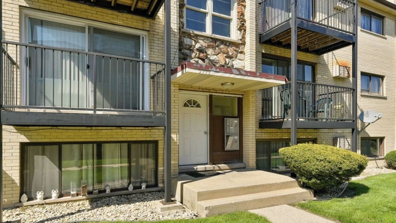 Photo of Others in O'Hare